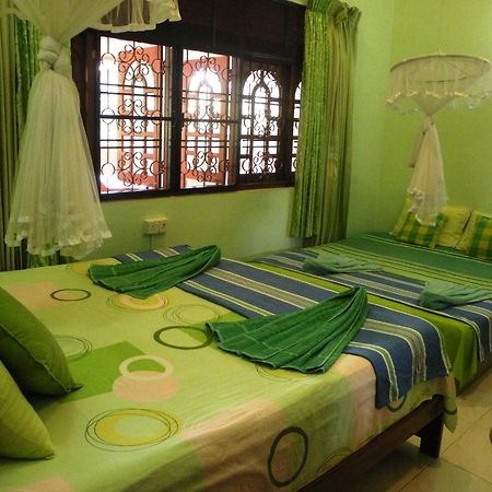 Henderson Airport Residence Negombo Extérieur photo
